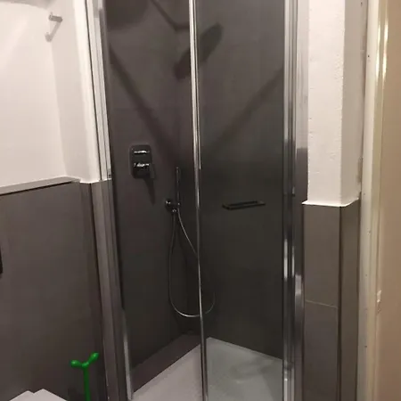 La Di - Art - Ac&wifi - Vernazzarentals
