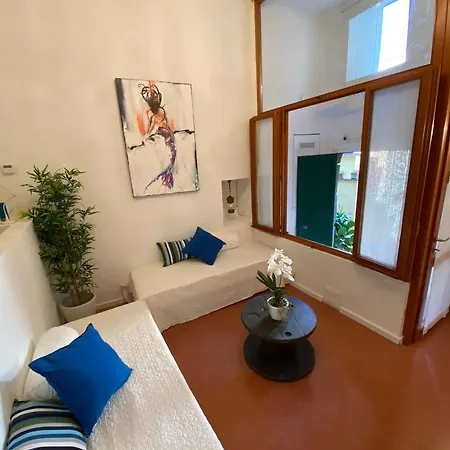 La Di - Art - Ac&wifi - Vernazzarentals *